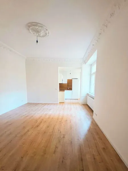Helle 2-Zimmer-Wohnung in Berlin-Moabit mit moderner Einbauküche — photo 1